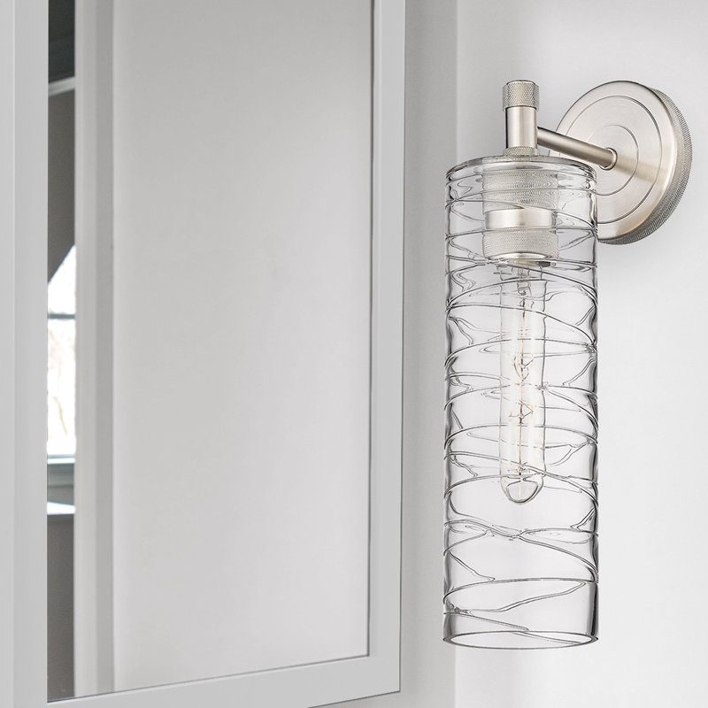 Applique murale 1 lumière Crown Point, H 15,5 po x l 3,88 po x P 6,5 po, Tourbillon déco, Nickel satiné