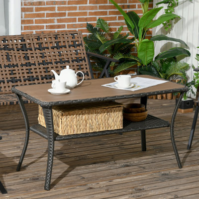 Table basse en rotin de polyuréthane mélangé brun avec rangement à 2 couches, plateau en composite bois-plastique pour l'extérieur