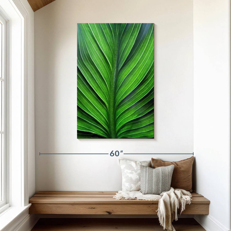 Harnek Leaf Lines, 45" H x 30" W