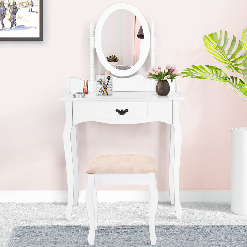 Kamika Vanity