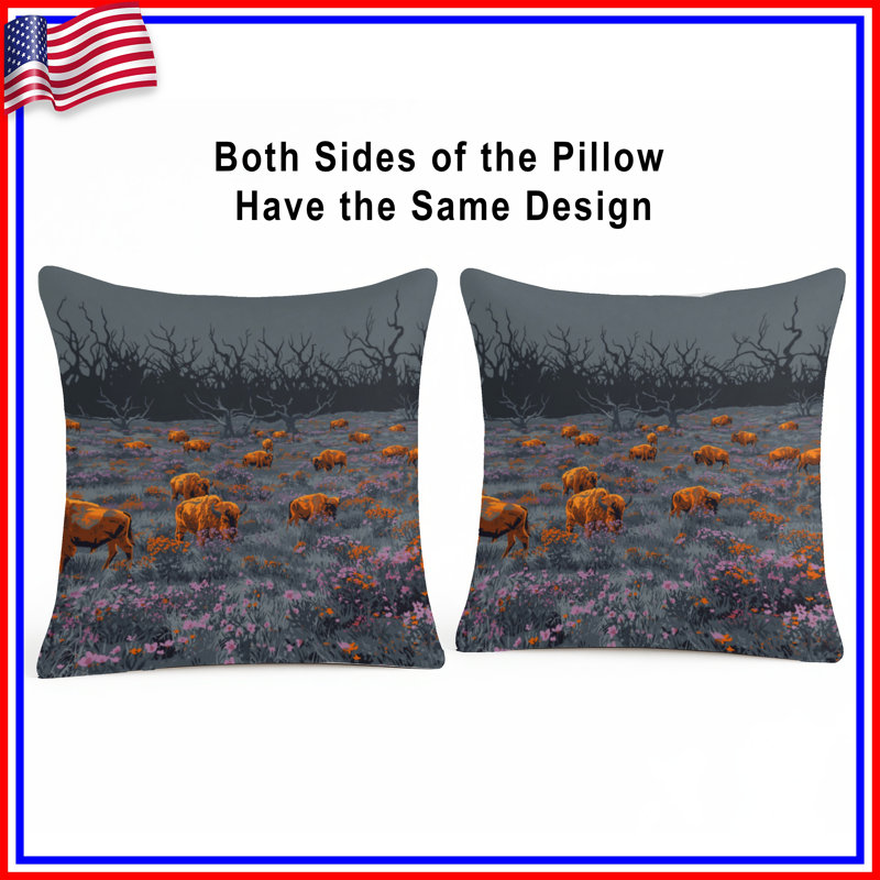 Coussins Buffalo In Wildflowers Field, 18 x 18 pouces