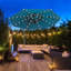 Parasol rond en porte-à-faux avec mât central-283104647