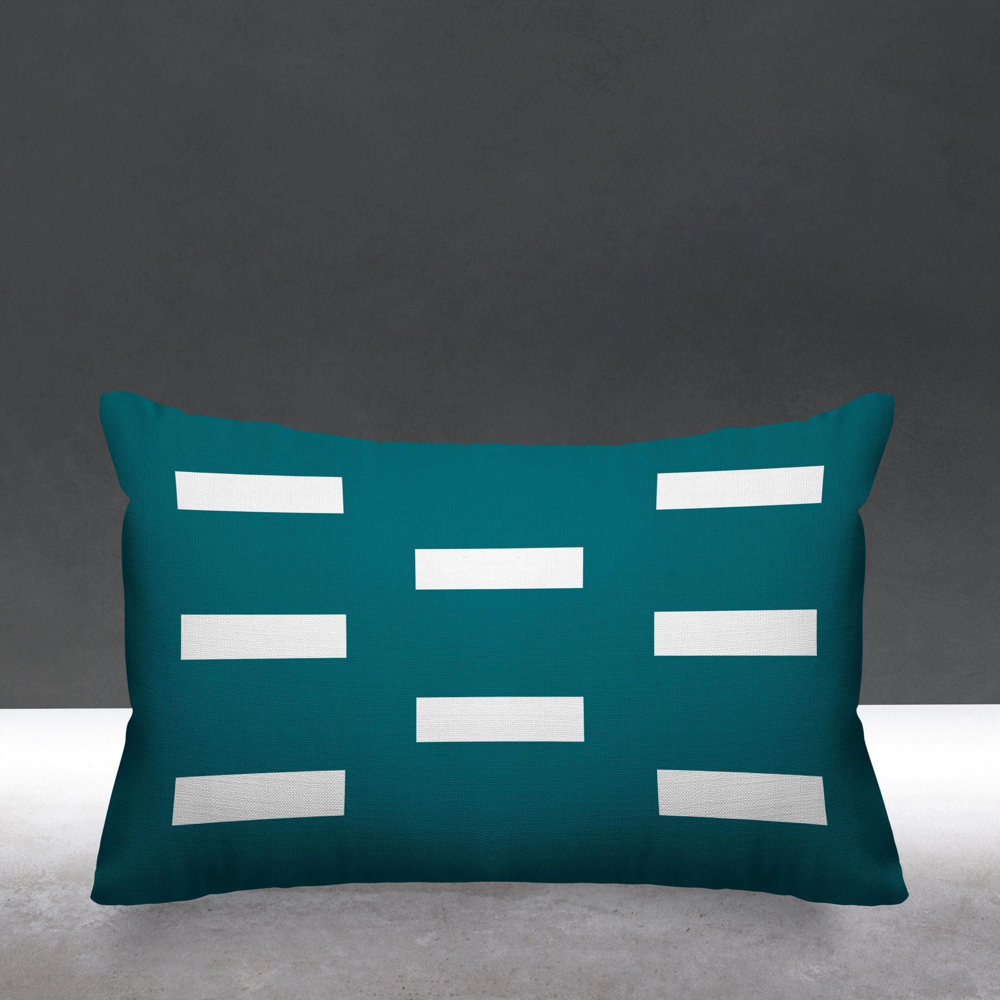 Luella Geometric Indoor/Outdoor Throw Pillow, Green