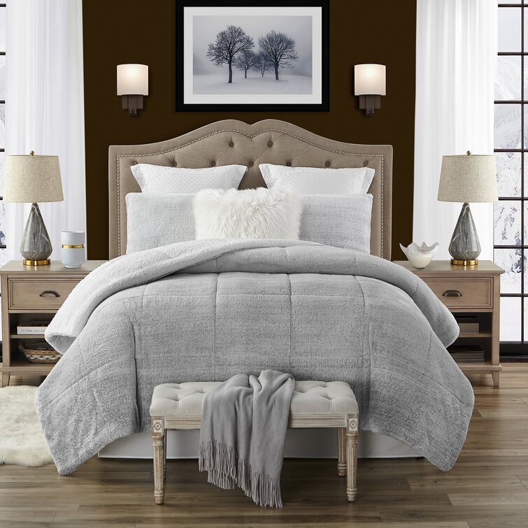 Dallaire Reversible Comforter Set Winston Porter Size: Full/Queen + 2 Pillowcases, Color: Gray