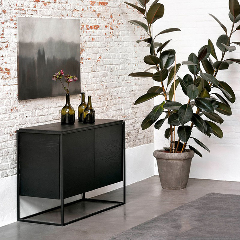 Armoire décorative noire à pousser pour ouvrir les portes