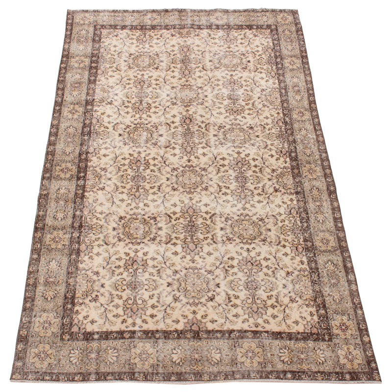 Tapis ivoire Danuel Vintage 5 pi 5 po x 8 pi 11 po