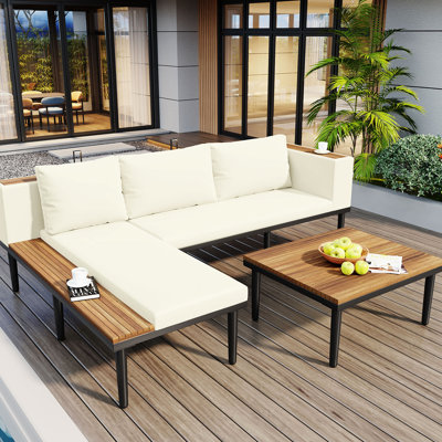Mobilier de jardin en bois beige avec coussins d'assise épais, forme en L, idéal pour le jardin, le balcon ou la piscine. Table d'appoint amovible et ajustable incluse. Prix ​​abordable.