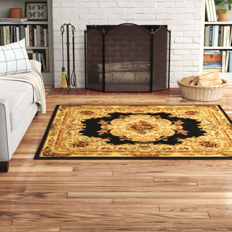 Aracelia Oriental Indoor Rug