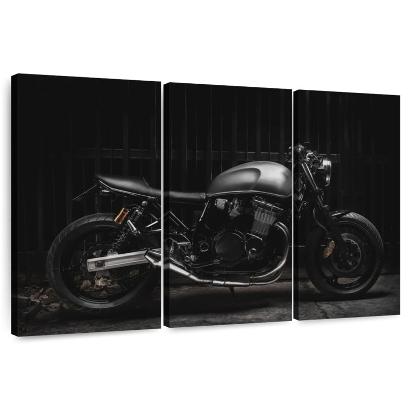 Moto noire Mehar, H 42 po x l 65 po