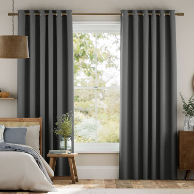 Luxury Ready Made Blackout Eyelet Thermal Curtains (Set Of 2) 