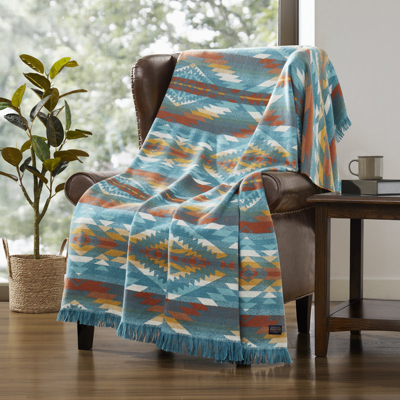 Summerland Throw 50x70"