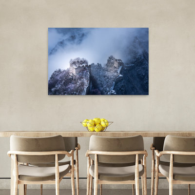 «Great Wall Winter Mist Serene Abstract Contemporary Landscape Landscape», art mural