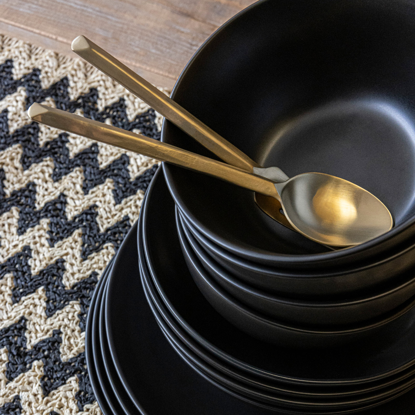 over&back Coupe Semi Hand-Finished Stoneware Cereal Bowls, Black