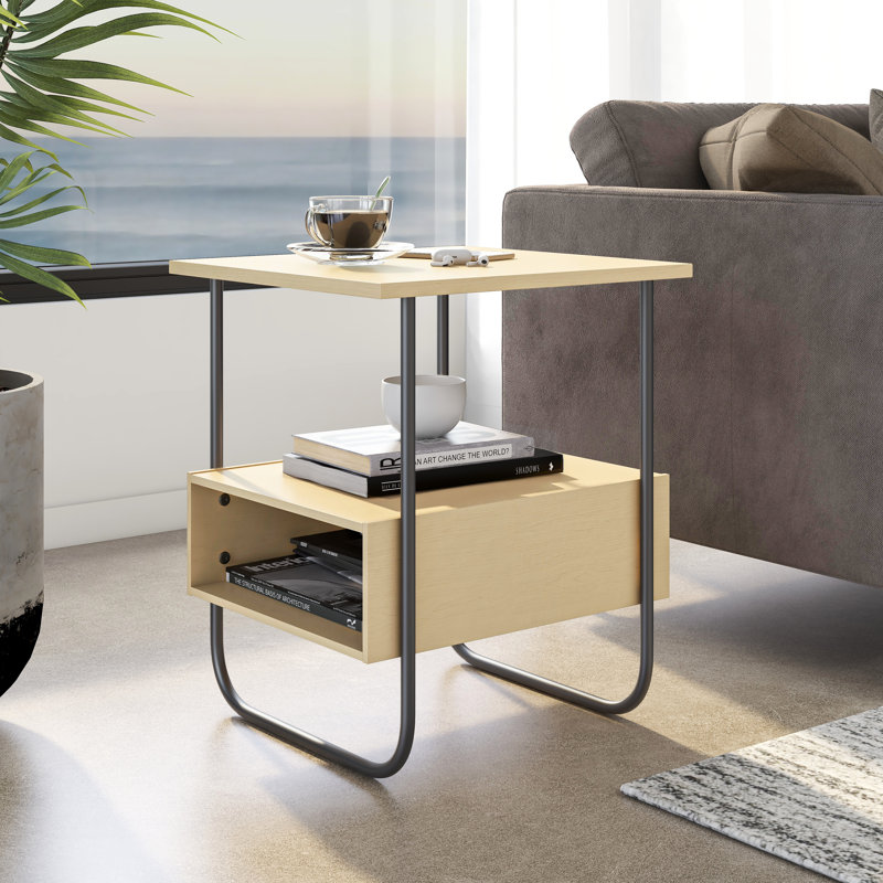 Latence End Table