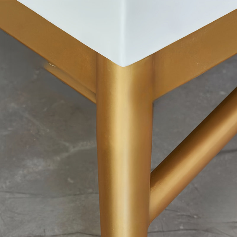 Buffet moderne minimaliste avec 3 portes
