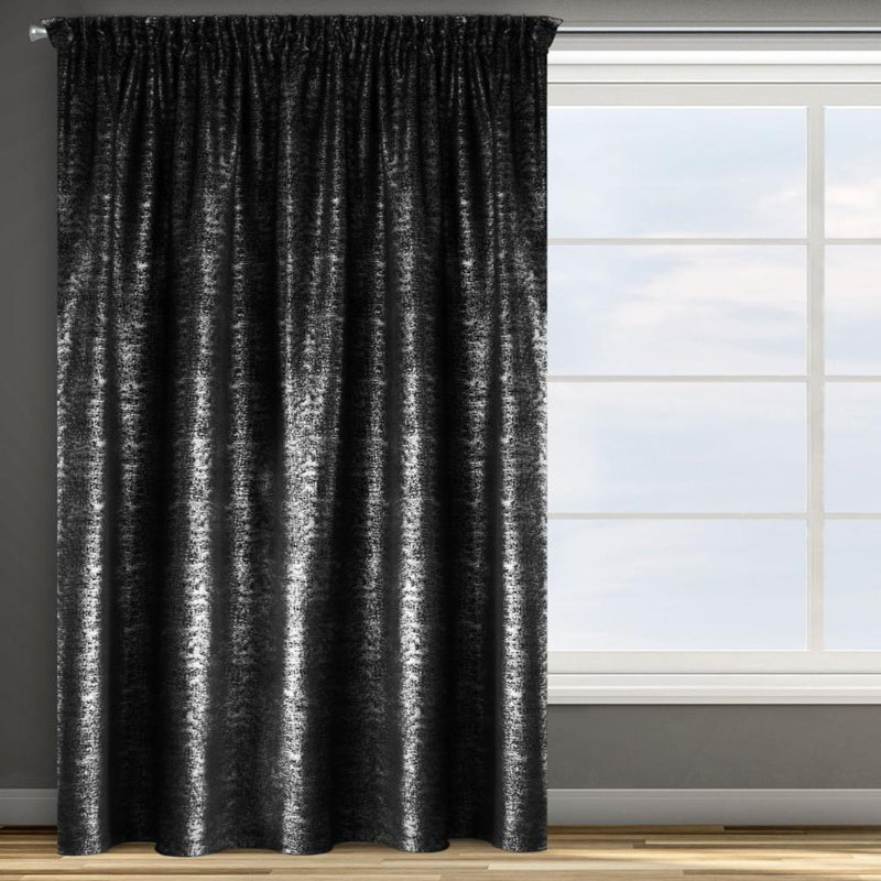 D91 Cyprus Slot Top Blackout Curtain, Black