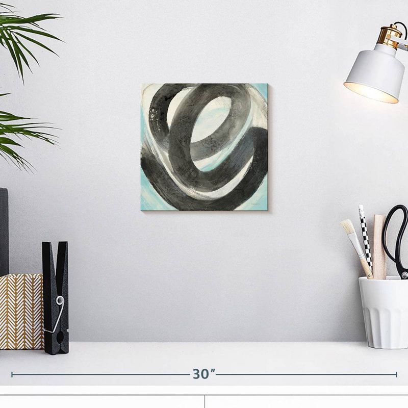 Avery Swirl, 10" H x 10" W