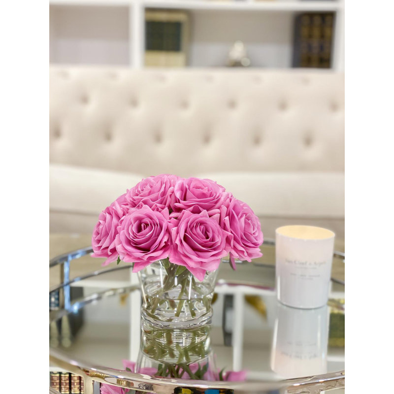 Roses dans un vase, Mauve