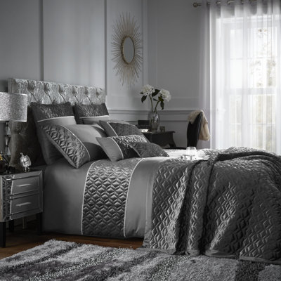 Polyester Solid Colour Duvet Cover with Pillowcases