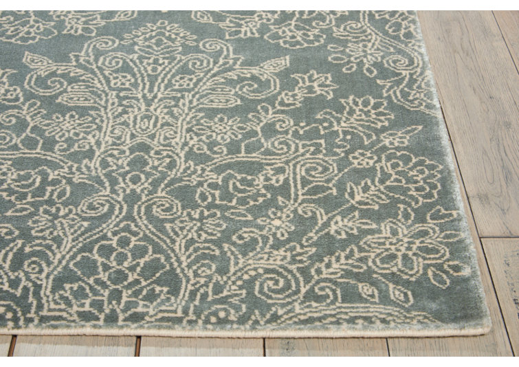 Platine Floral Area Rug in Marine/Beige