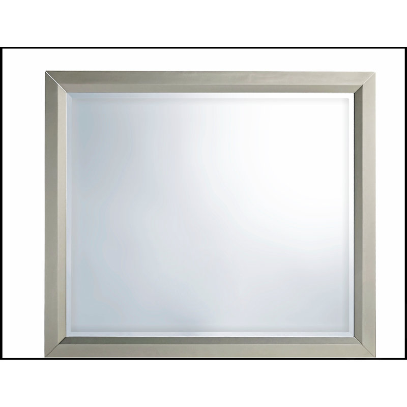 Miroir CHLOE GEMSTONE avec une élégante bordure en bois et une finition argentée, parfait pour les intérieurs modernes et élégants