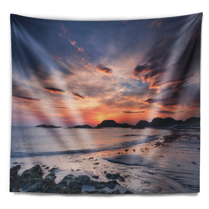 Bord de mer, ciel dramatique au coucher du soleil sur la tapisserie de l'île d'Iona, H 50 po x l 60 po