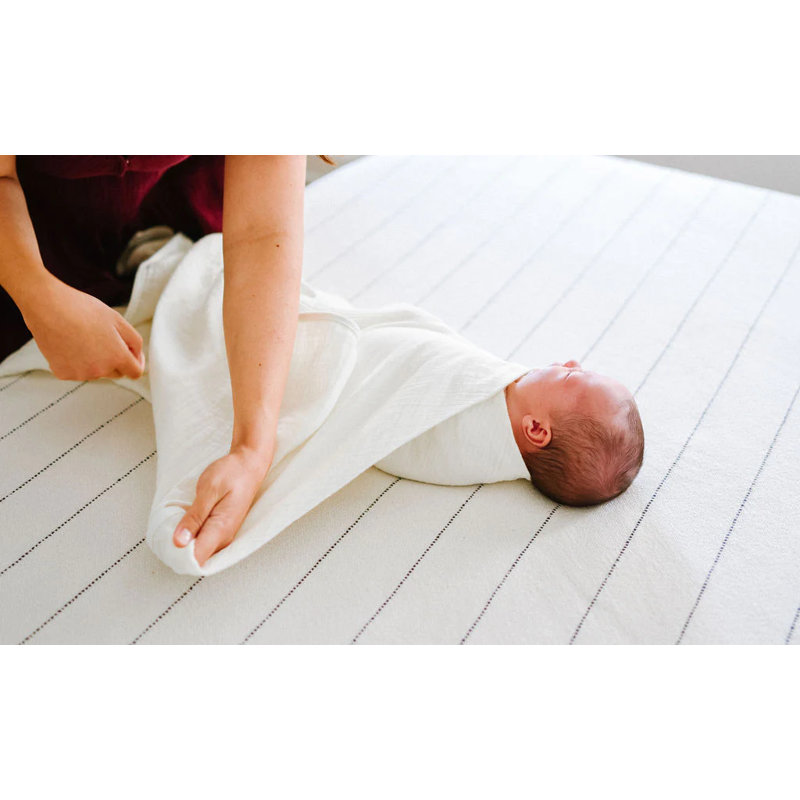 Pre-folded Swaddle, Blush