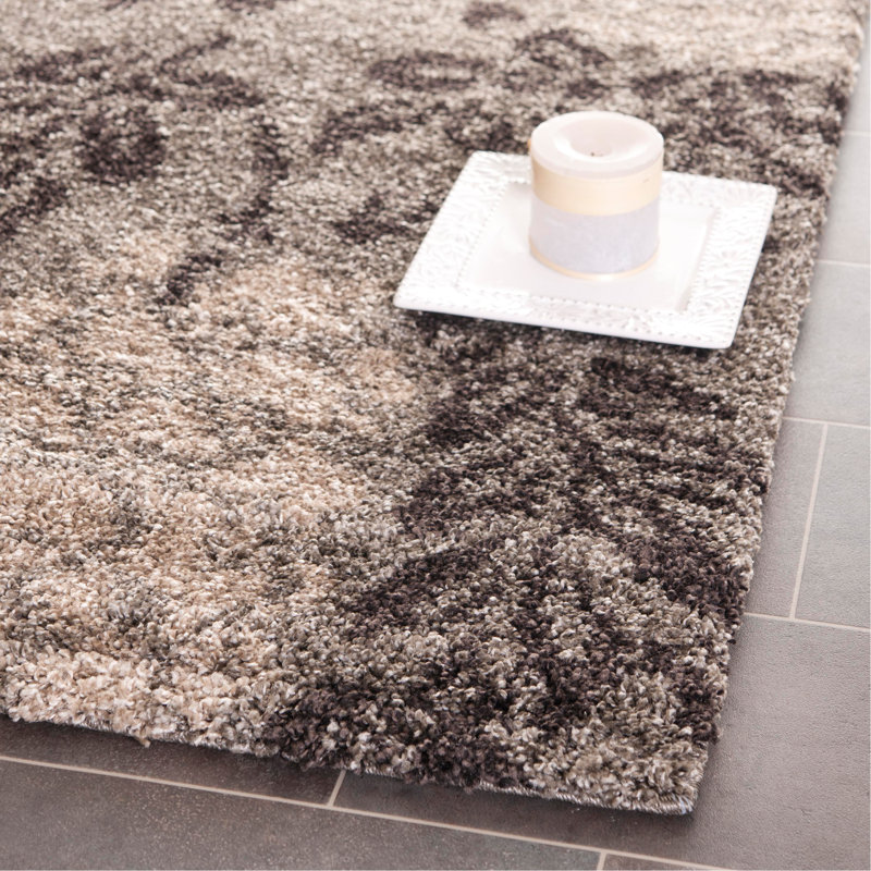 Chanhassen Shag Performance Floral Rug, Runner 2'3" x 7'