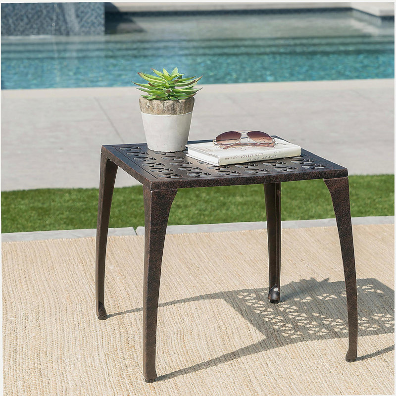 Table d'appoint d'extérieur 18 po KAI_61113.00