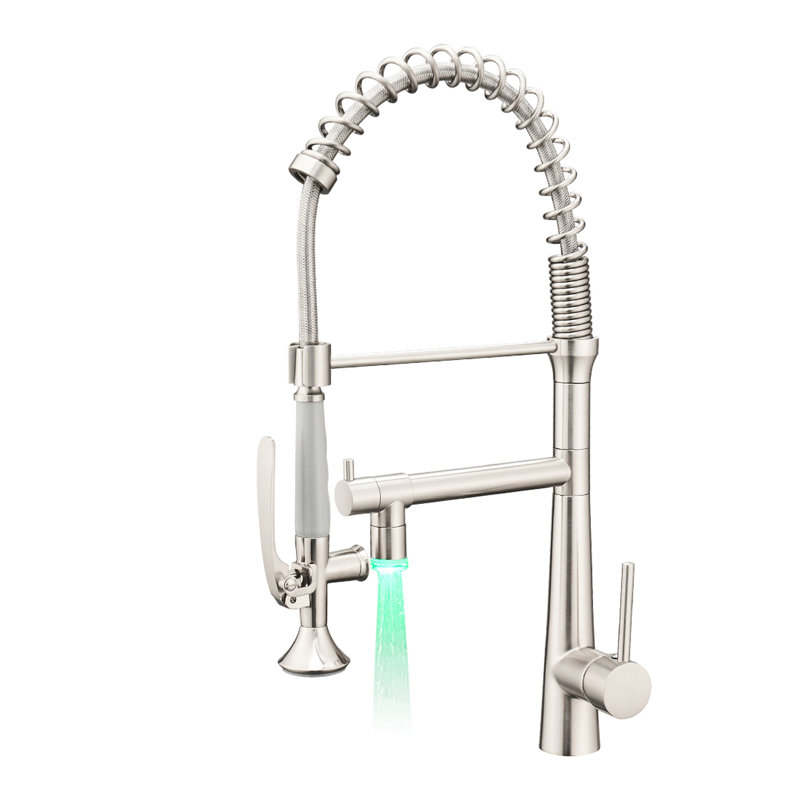 Robinet d'évier de cuisine à DEL avec style commercial robuste, ressort de pré-rinçage à poignée simple et bec à 2 fonctions en nickel brossé contemporain