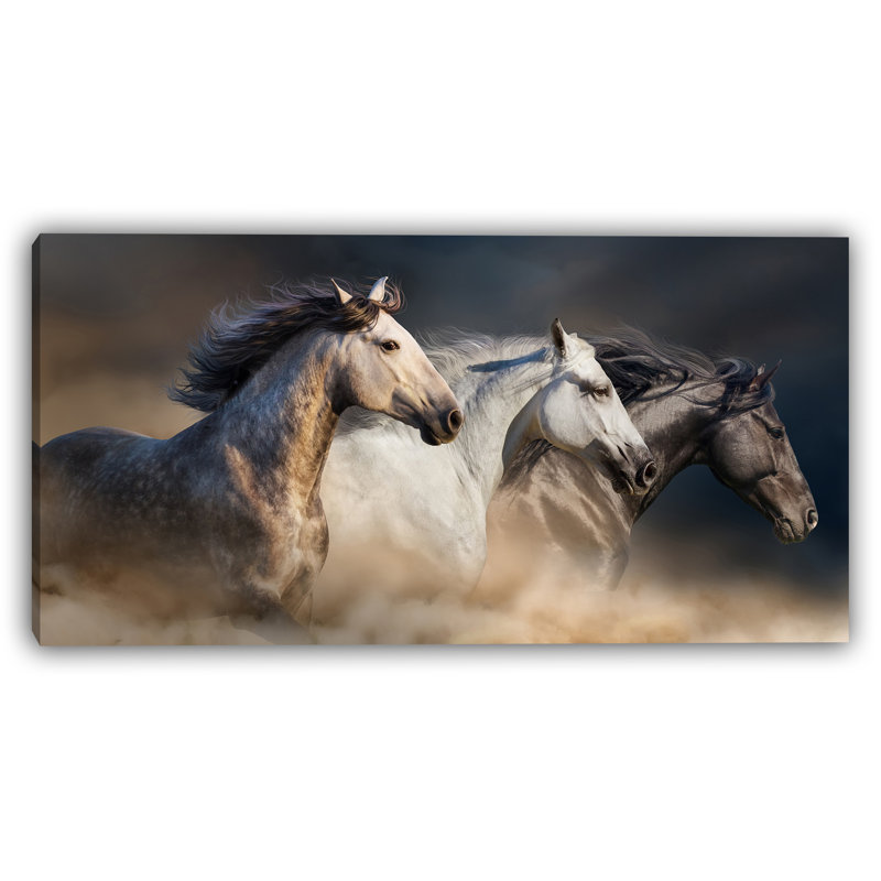 «Thundering Grace - Trio of Horses», art sur toile, H 20 po x l 40 po