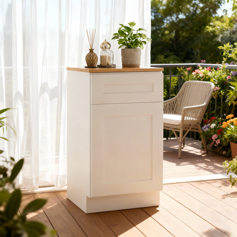 Armoire Shaker
