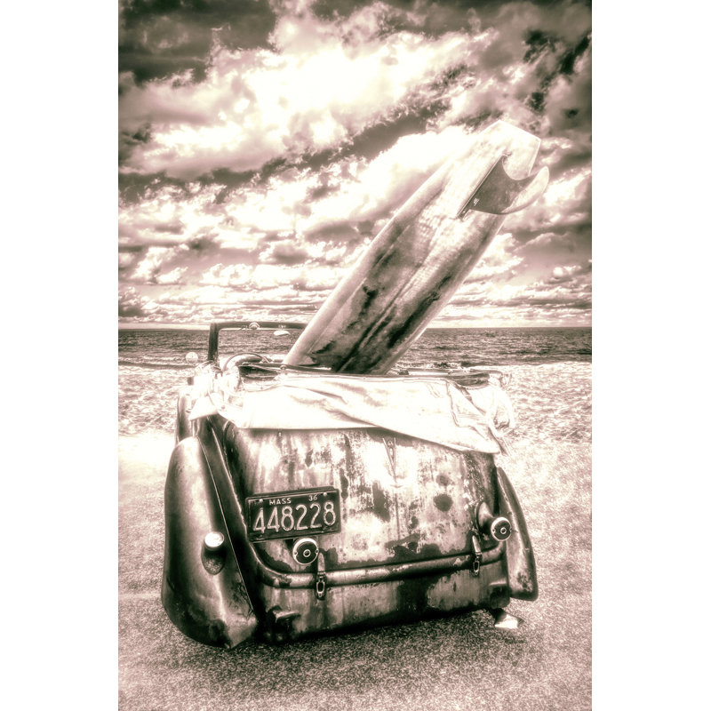 «Vintage Surf Bug in Pinks» par Grotto Studios