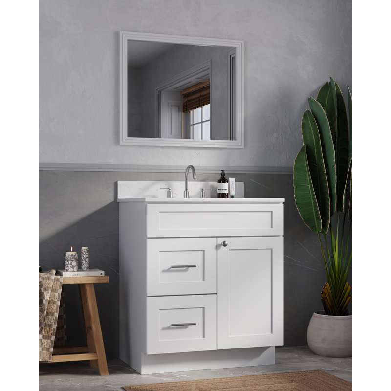 Chrisna 31'' Single Bathroom Vanity with Quartz Top, White