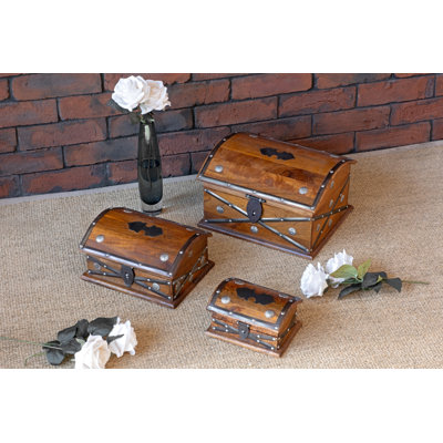 Domenique 3 Piece Trunk Set Set