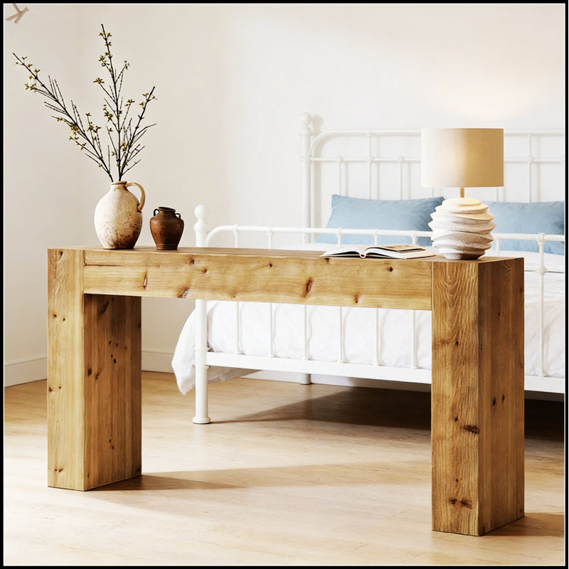 Table d'appoint durable en bois massif au design minimaliste, parfaite pour les couloirs et les salons, assurant stabilité et style.