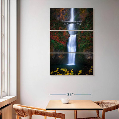 Alvord Multnomah Falls In Autumn