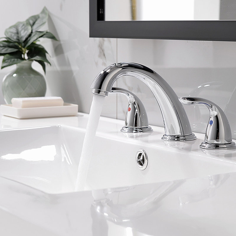 Widespread 2-handle Bathroom Faucet with Drain Assembly, Chrome