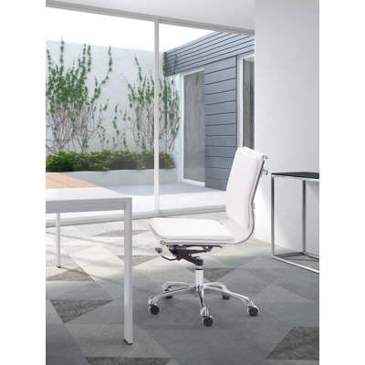 Baguia Executive Chair