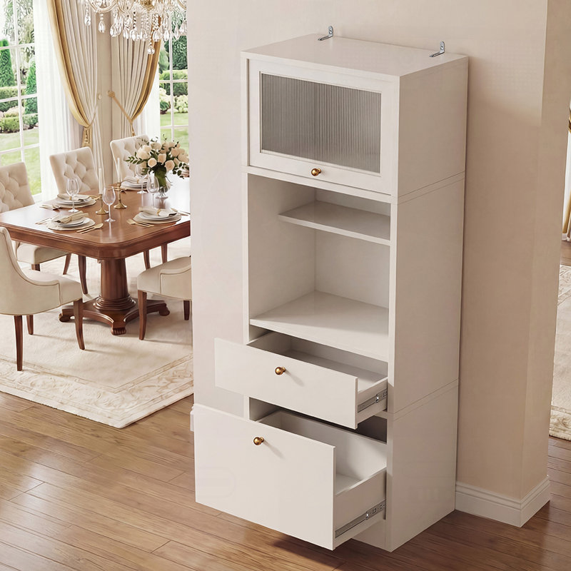 Grand garde-manger autoportant avec tablettes réglables, portes et ensemble anti-basculement pour le rangement de la cuisine et de la salle de bain