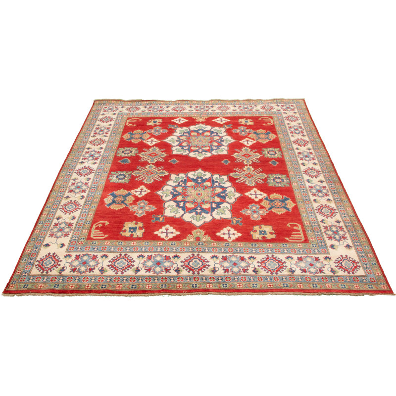 Tapis unique en laine noué à la main de style Gazni rouge et beige des années 2010 de 8 pi 1 po x 9 pi 7 po Qaiden