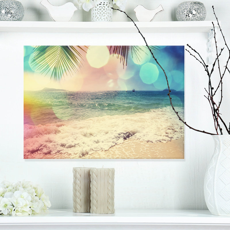 «Colorful Serenity Tropical Beach» - reproduction, H 8 po x l 12 po x P 1 po, Toile tendue