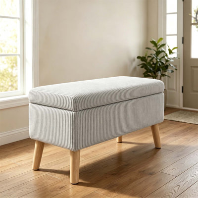 Banc coffre ottoman en velours côtelé olive de 81 cm de large avec pieds en bois, couvercle rabattable et revêtement souple, idéal pour la chambre et le salon.