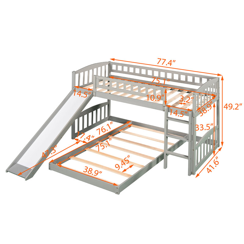 Lit simple au-dessus d'un lit superposé, gris - Structure en bois massif pour une chambre de détente en pin et construction avec glissade