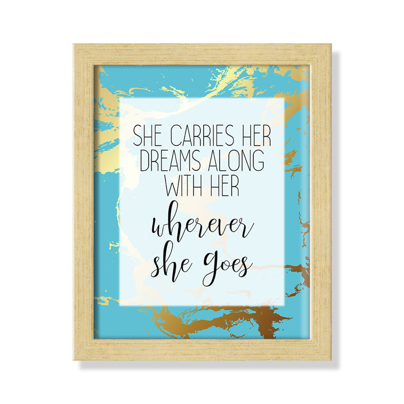 «Whereever she goes», art encadré, H 11 po x l 9 po x P 1,19 po, Encadré de boîte champagne