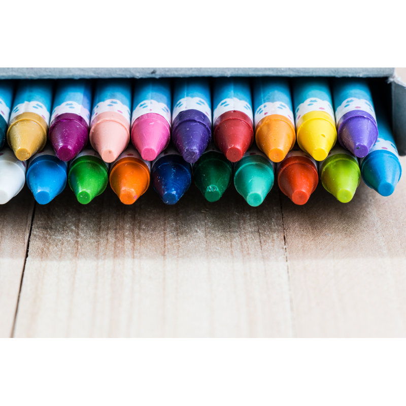 «Set of Crayon» - Photographie sur toile tendue, L 12 po x H 8 po