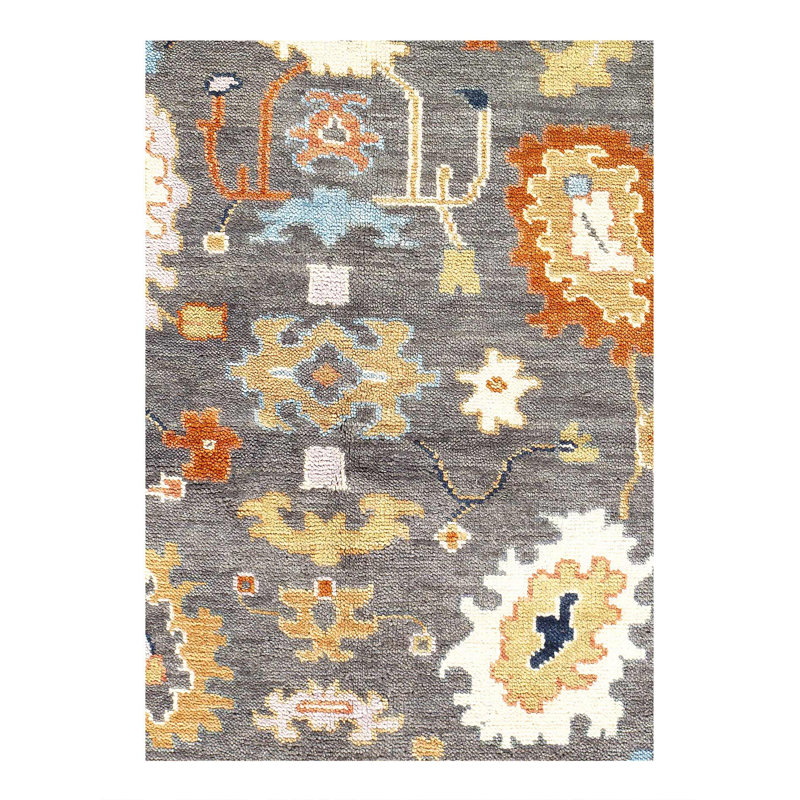 Oriental Area Rug in Gray