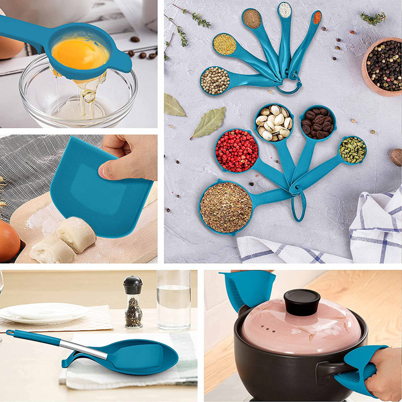 Ensemble d'ustensiles de cuisine, Bleu