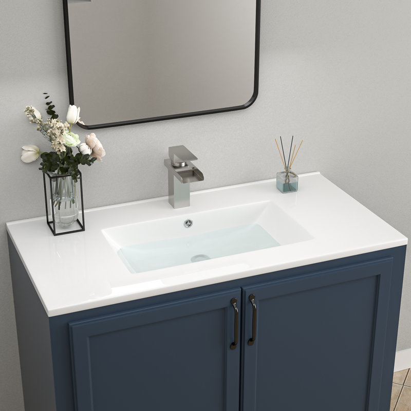 Comptoir de meuble-lavabo en céramique blanc L 36 po x l 18 po (comptoir seulement)
