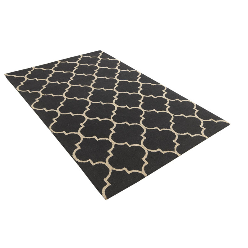 Tapis noir 5 x 8 Pineland
